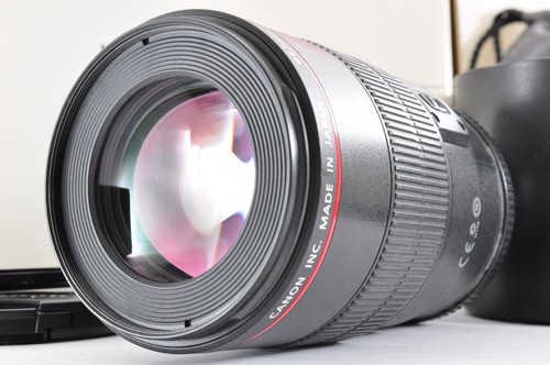 Canon ef100mm macro - f2.8l, is